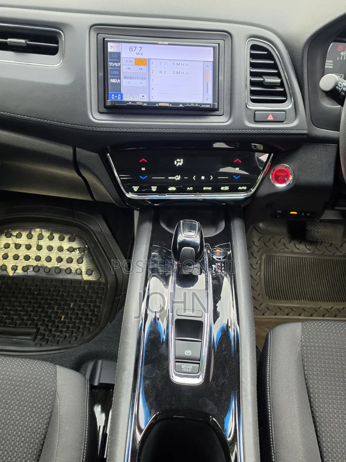 Honda Vezel 2019 Silver