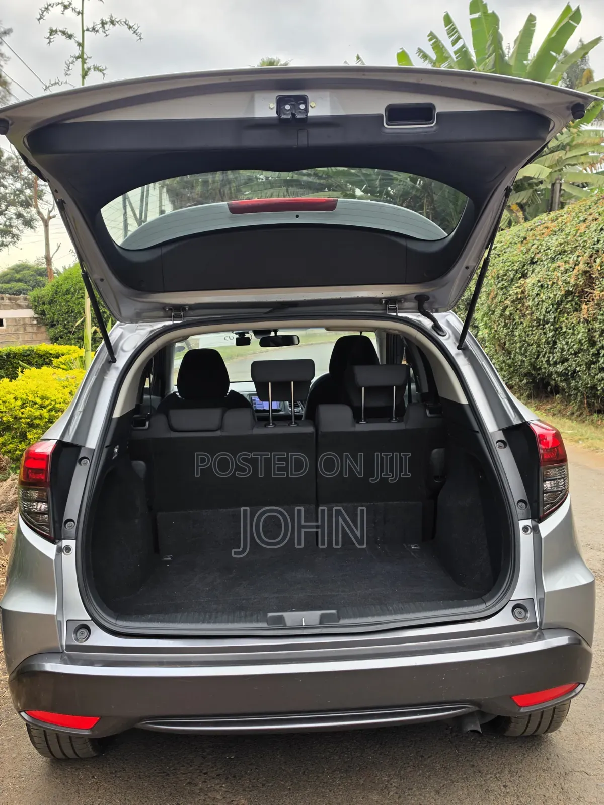 Honda Vezel 2019 Silver