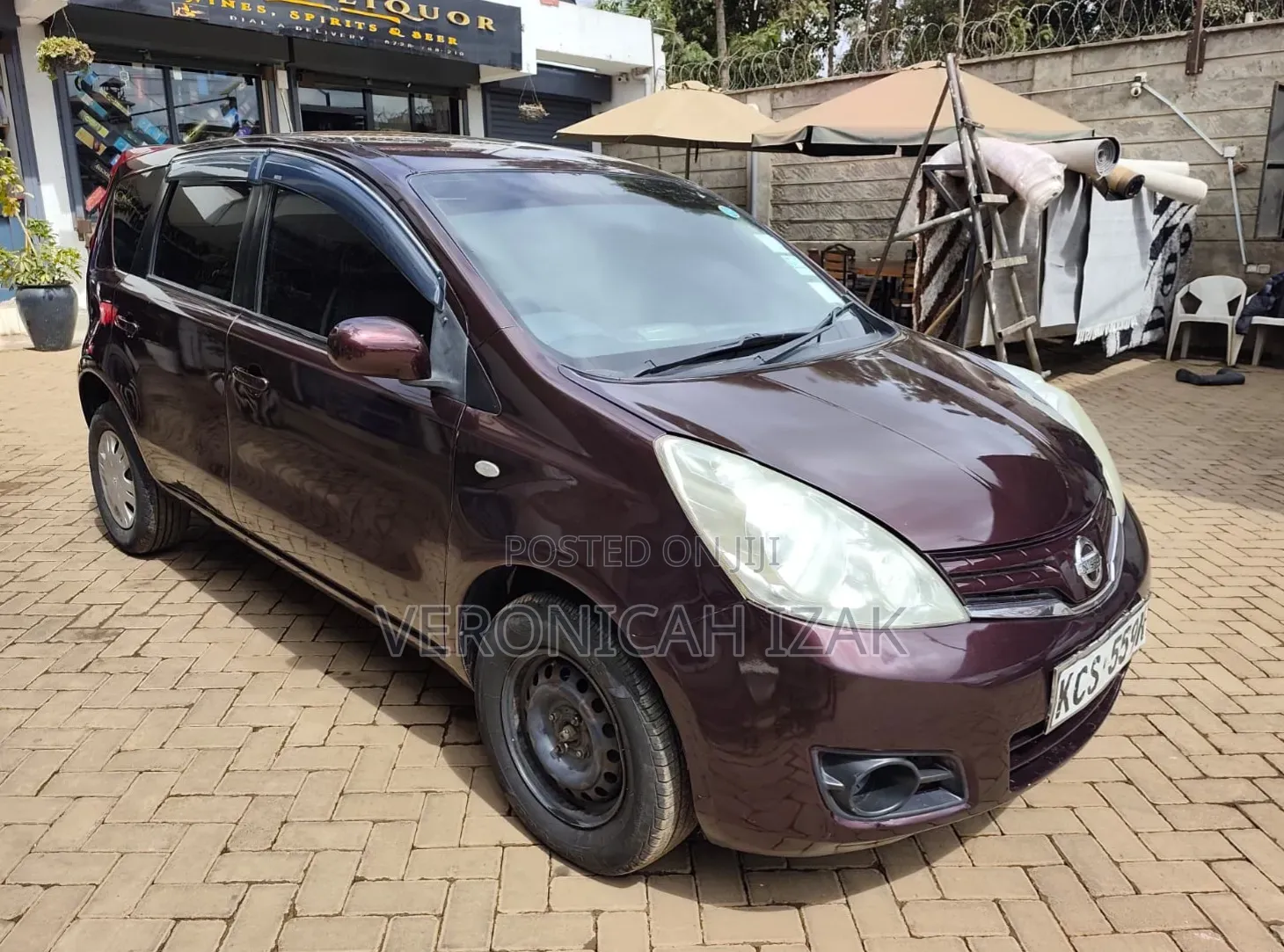 Nissan Note 2011 Burgundy