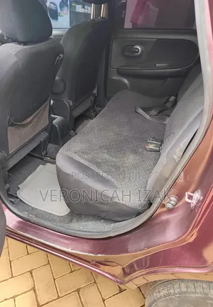 Nissan Note 2011 Burgundy