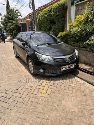 Toyota Avensis 2014 Black