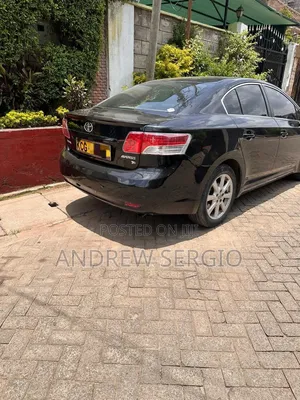 Toyota Avensis 2014 Black