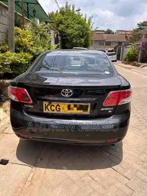 Toyota Avensis 2014 Black