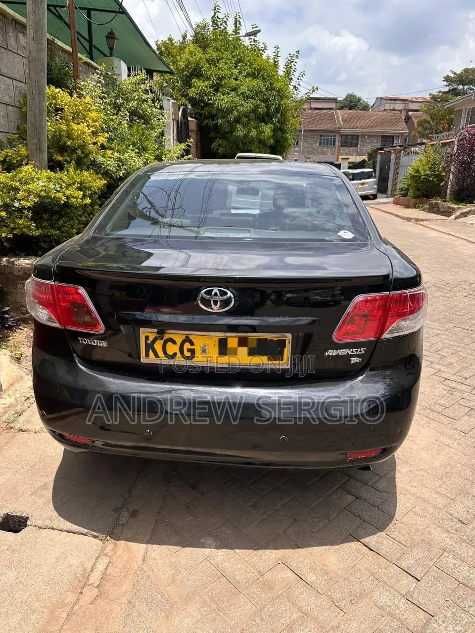 Toyota Avensis 2014 Black