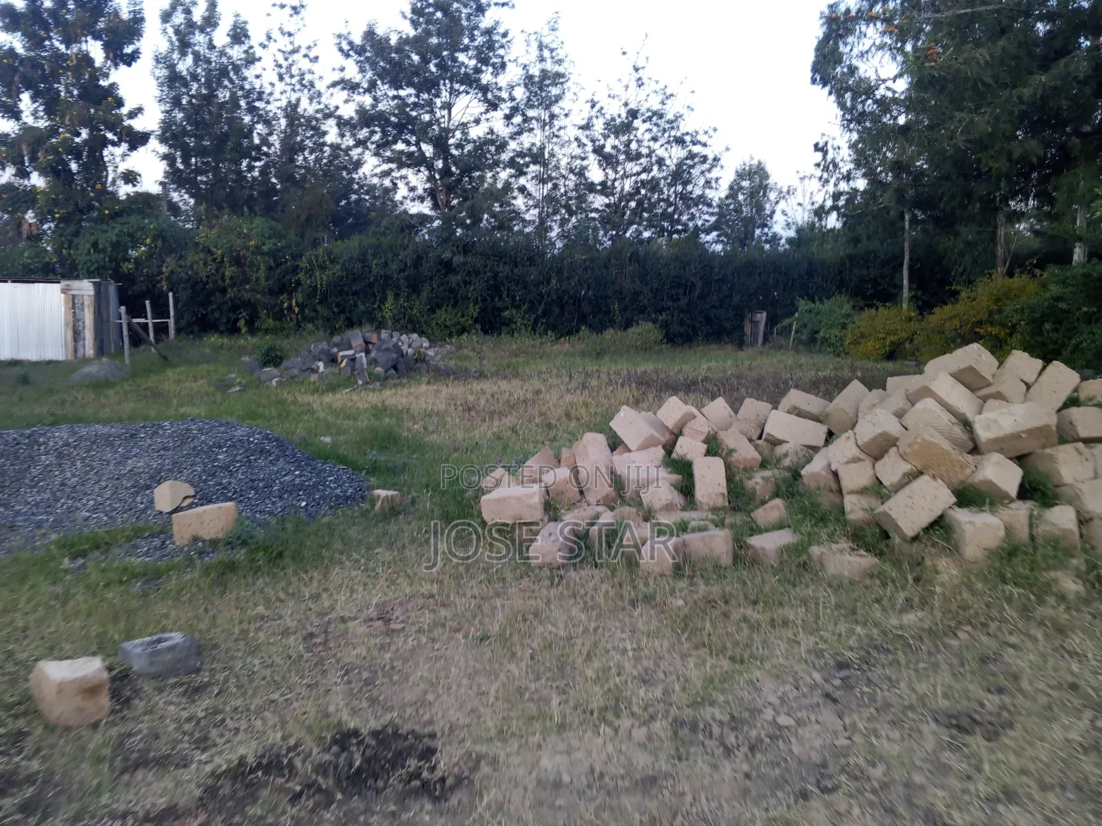 1⁄4 Acre of Land in a Very Developed Neighborhood