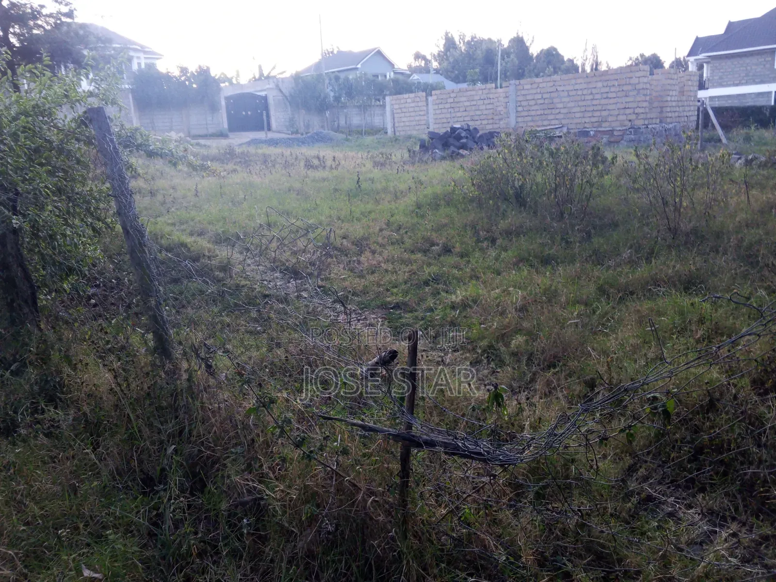 1⁄4 Acre of Land in a Very Developed Neighborhood