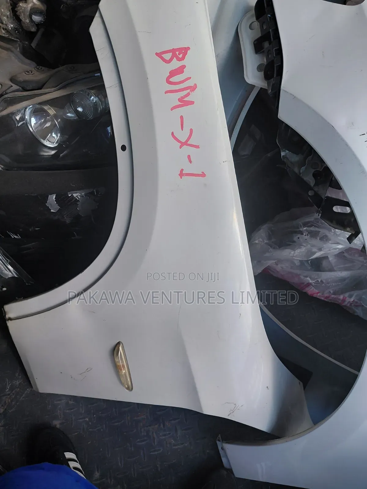 BMW X1 Fenders