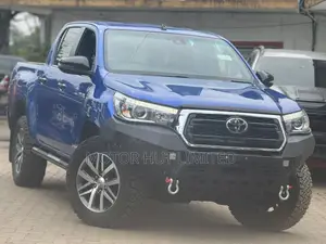 Toyota Hilux 2019 Blue