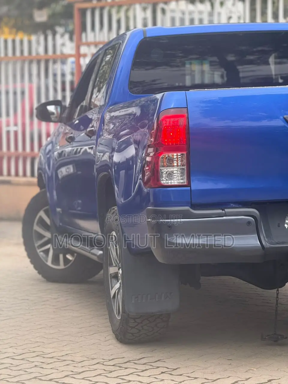Toyota Hilux 2019 Blue