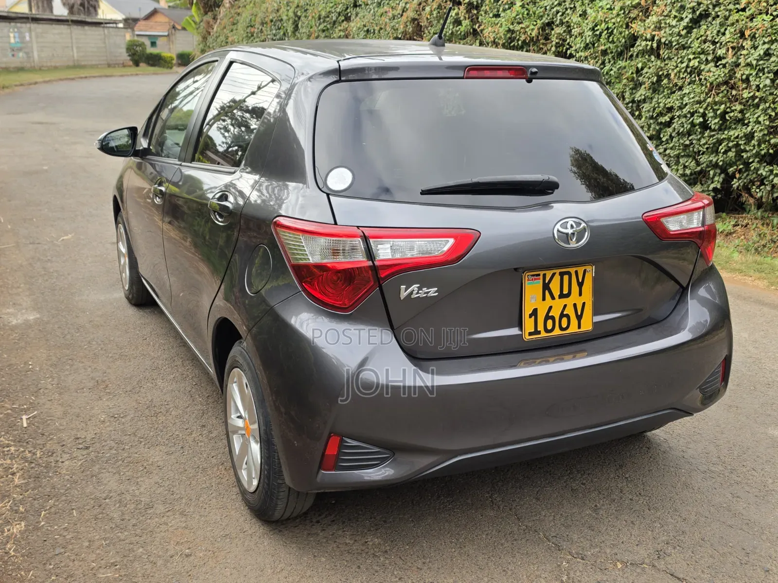 Toyota Vitz 1.0 FWD 5dr 2019 Gray