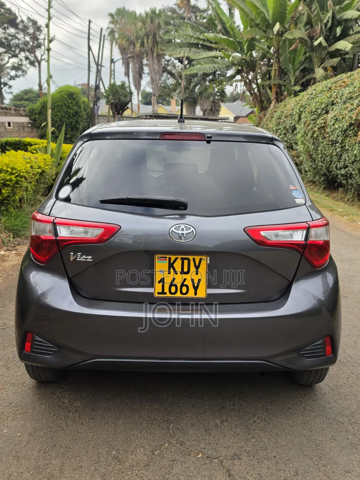 Toyota Vitz 1.0 FWD 5dr 2019 Gray