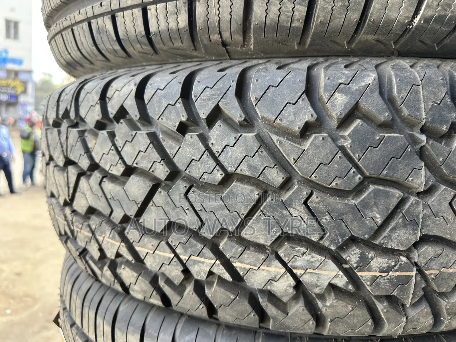 235/70r16 Mirage