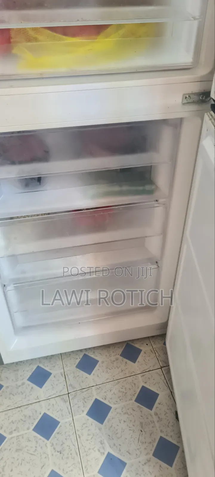 Von 317l Bottom Freezer Fridge