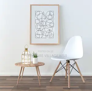 Home Furniture: Eames Dining Seat