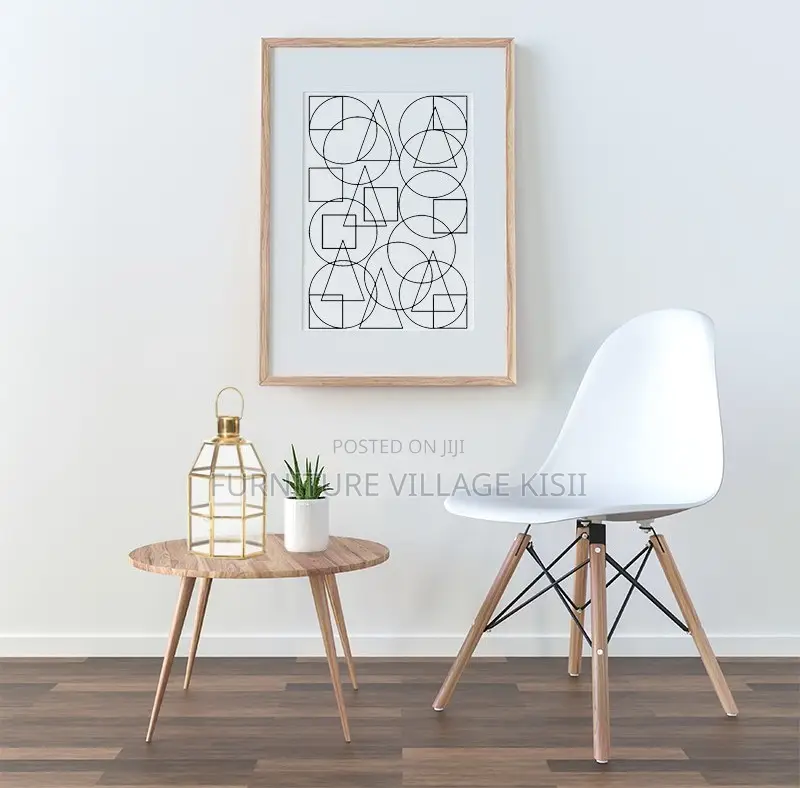Home Furniture: Eames Dining Seat