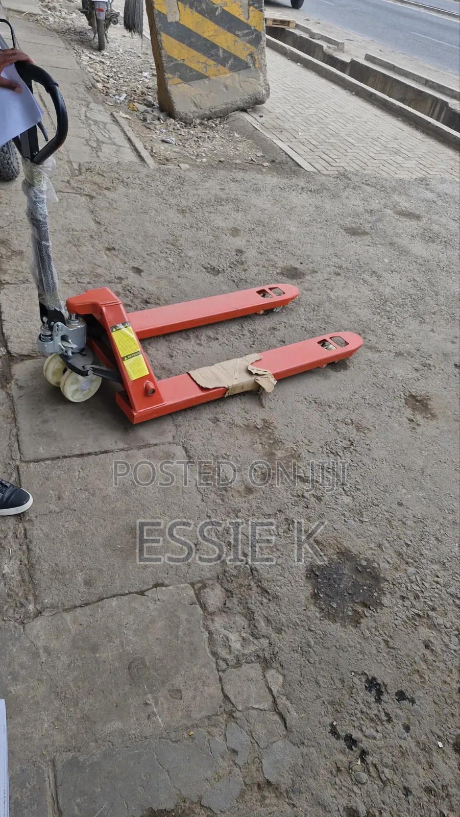 Hand Trolley/ Pallet Truck