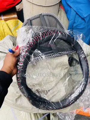 ( Wholesaler) - Universal Toyota Steering Wheels