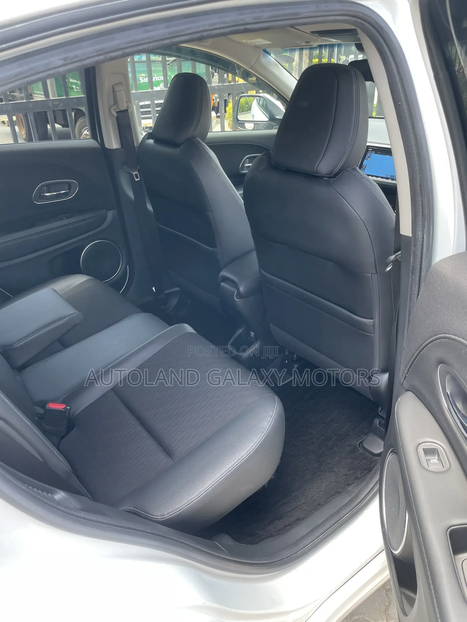 Honda Vezel 2019 White