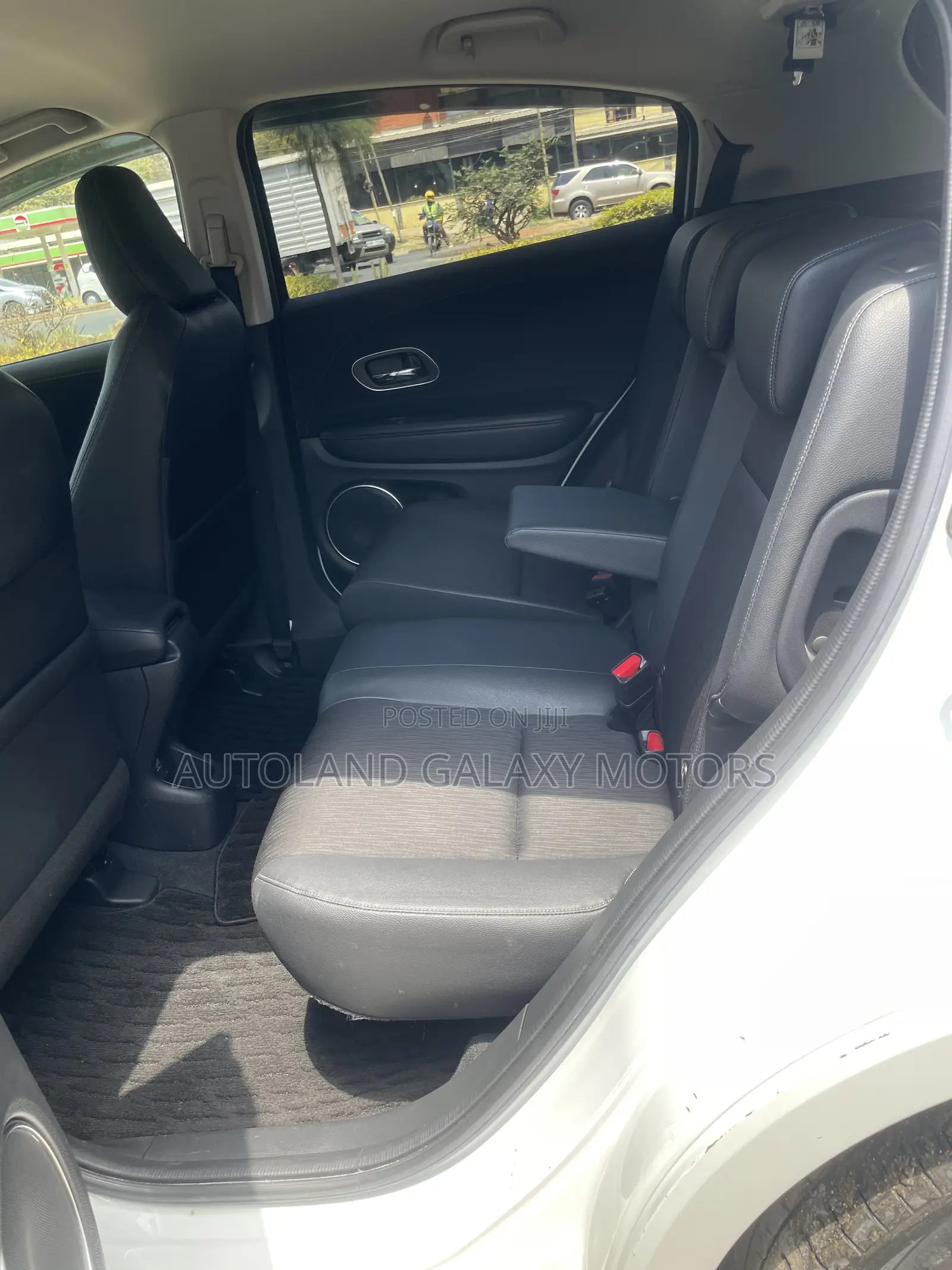 Honda Vezel 2019 White