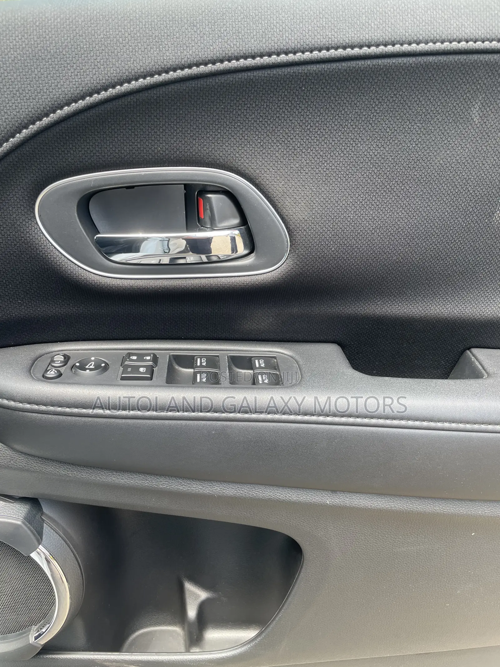 Honda Vezel 2019 White