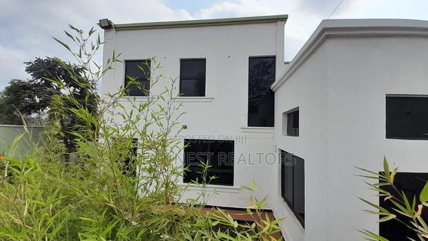 4bdrm Townhouse / Terrace in Runda for rent