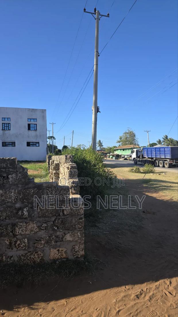 1/4 Acre Plot Mtondia Kilifi Touching Mombasa-Malindi - thumbnail 4