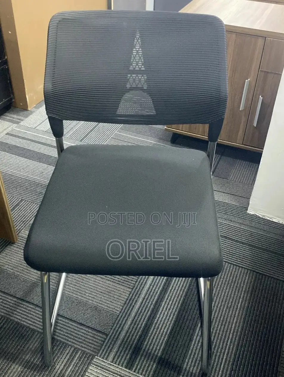 Office Chair : Cantilever Armless Mesh Reception Chair