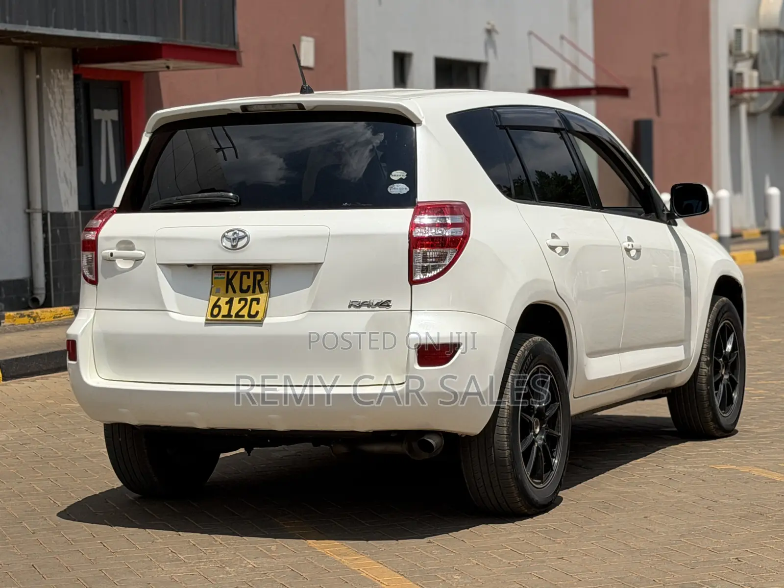 Toyota RAV4 2012 White