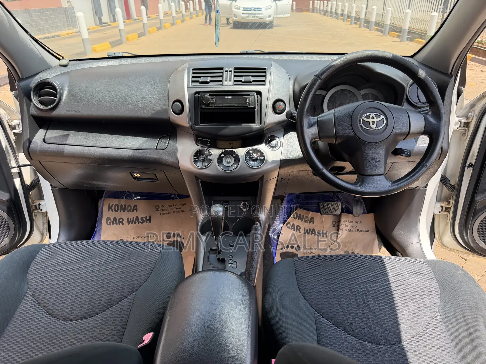 Toyota RAV4 2012 White