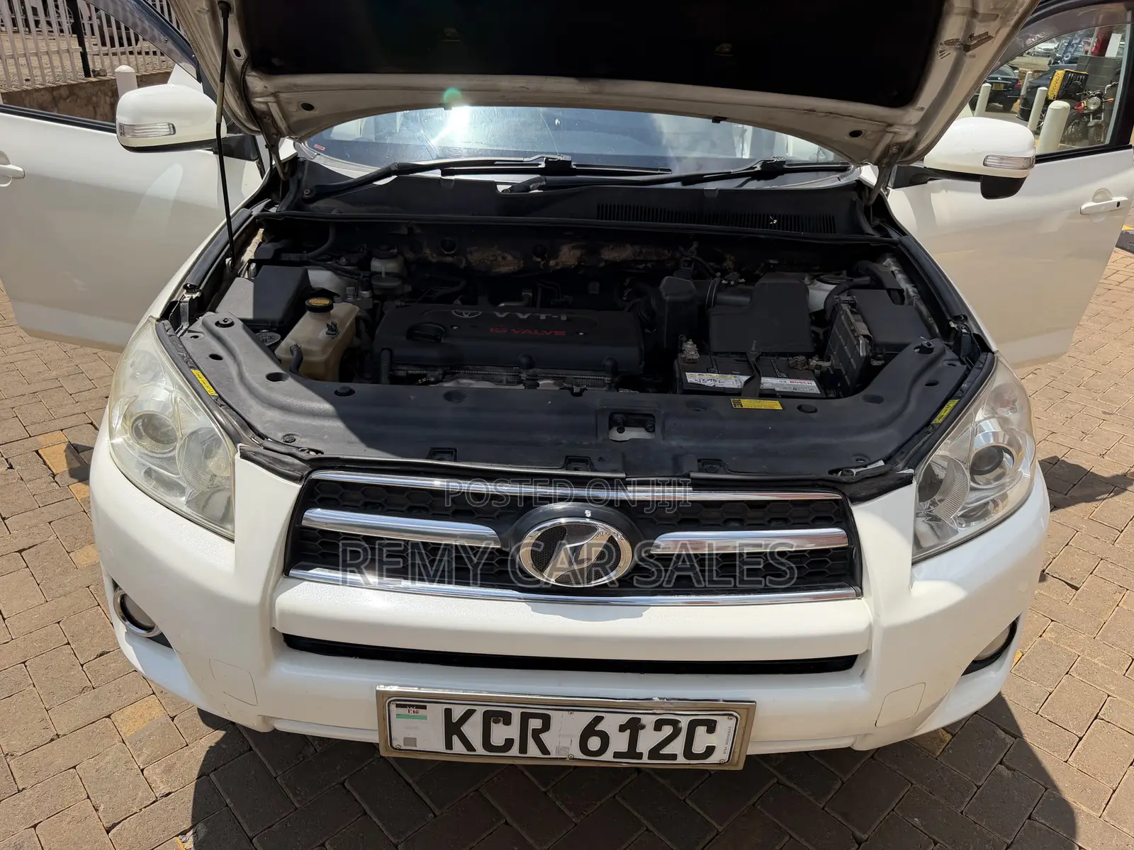 Toyota RAV4 2012 White
