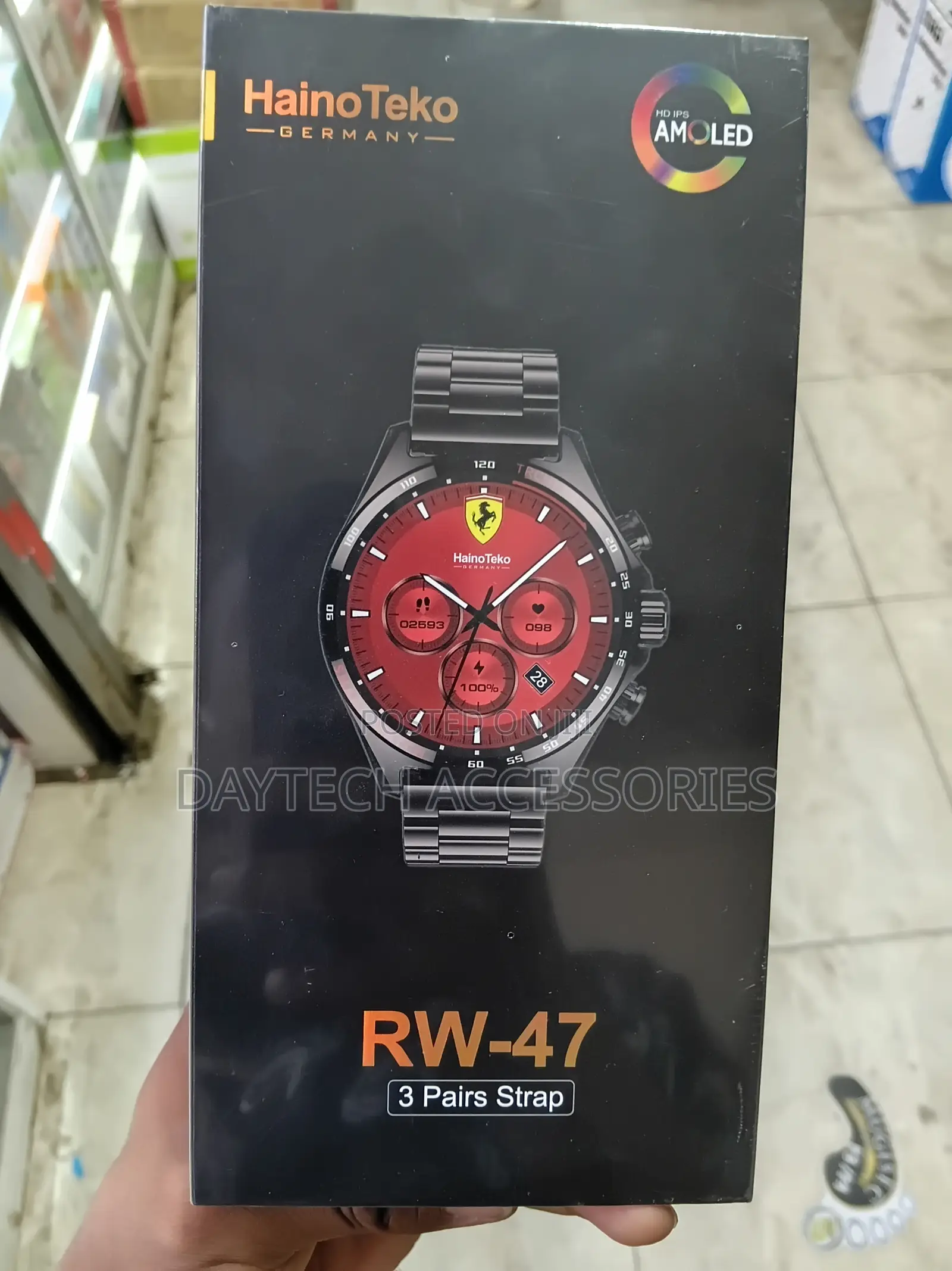 The Haino Teko RW-47 Is a Round-Faced AMOLED Smartwatch.