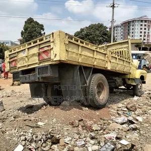 Isuzu TXD55 10 Ton Lorry