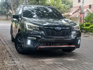 Subaru Forester 2018 Gray
