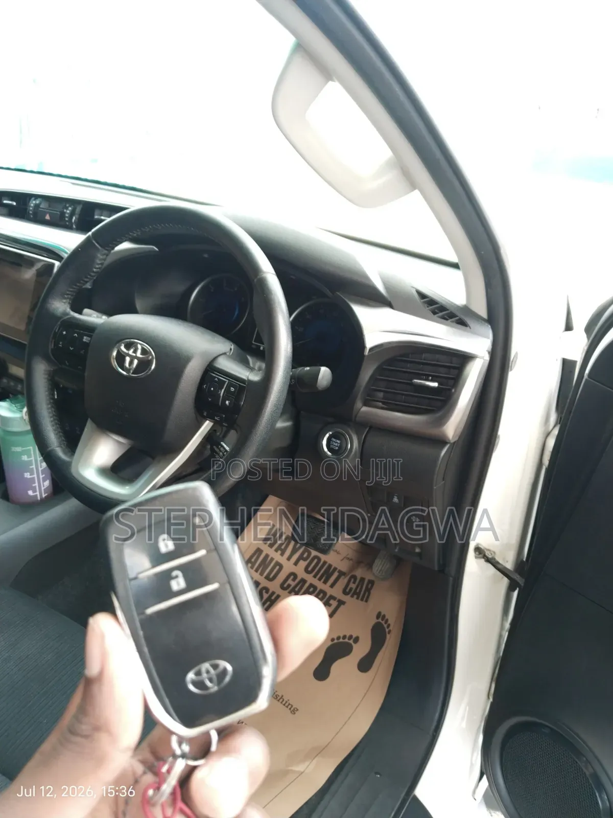 Toyota Hilux 2020 White