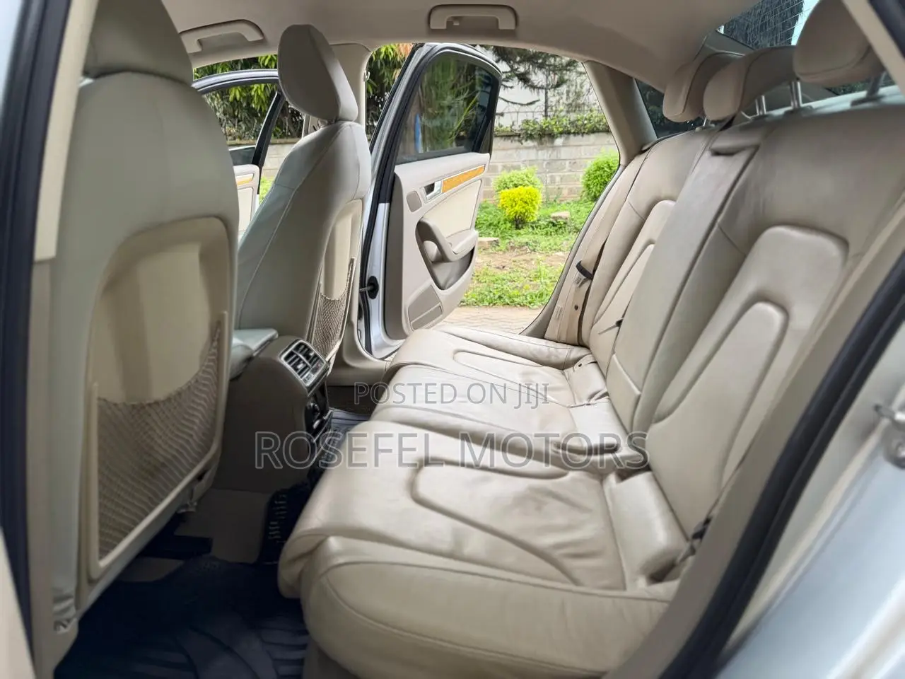 Audi A4 2.0T Premium Quattro 2011 Silver