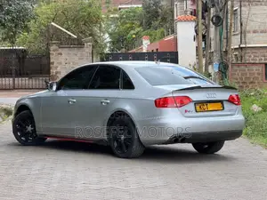 Audi A4 2.0T Premium Quattro 2011 Silver