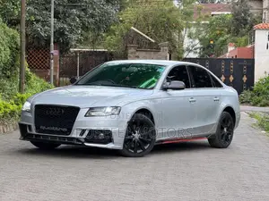 Audi A4 2.0T Premium Quattro 2011 Silver