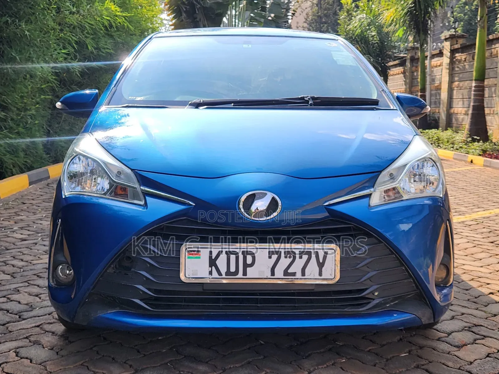 Toyota Vitz 2017 Blue