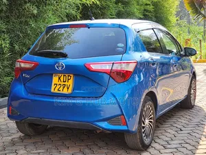 Toyota Vitz 2017 Blue