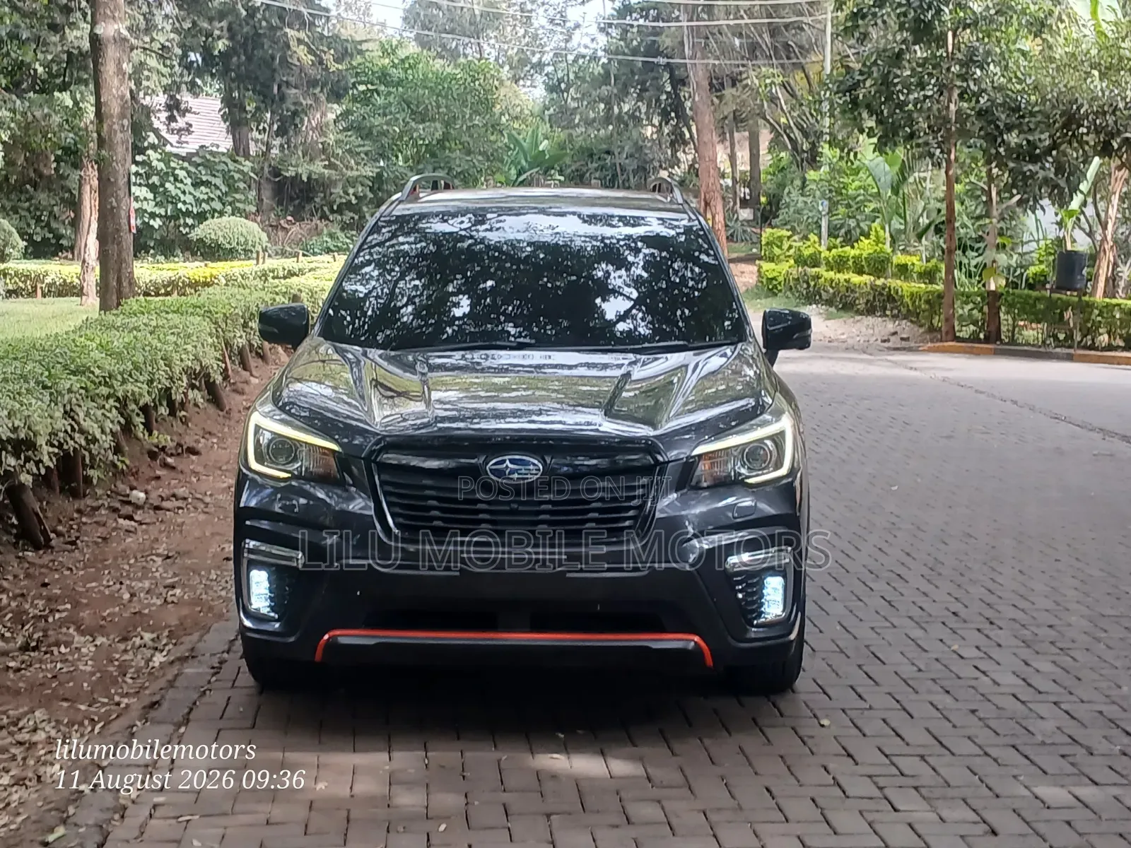Subaru Forester 2018 Gray