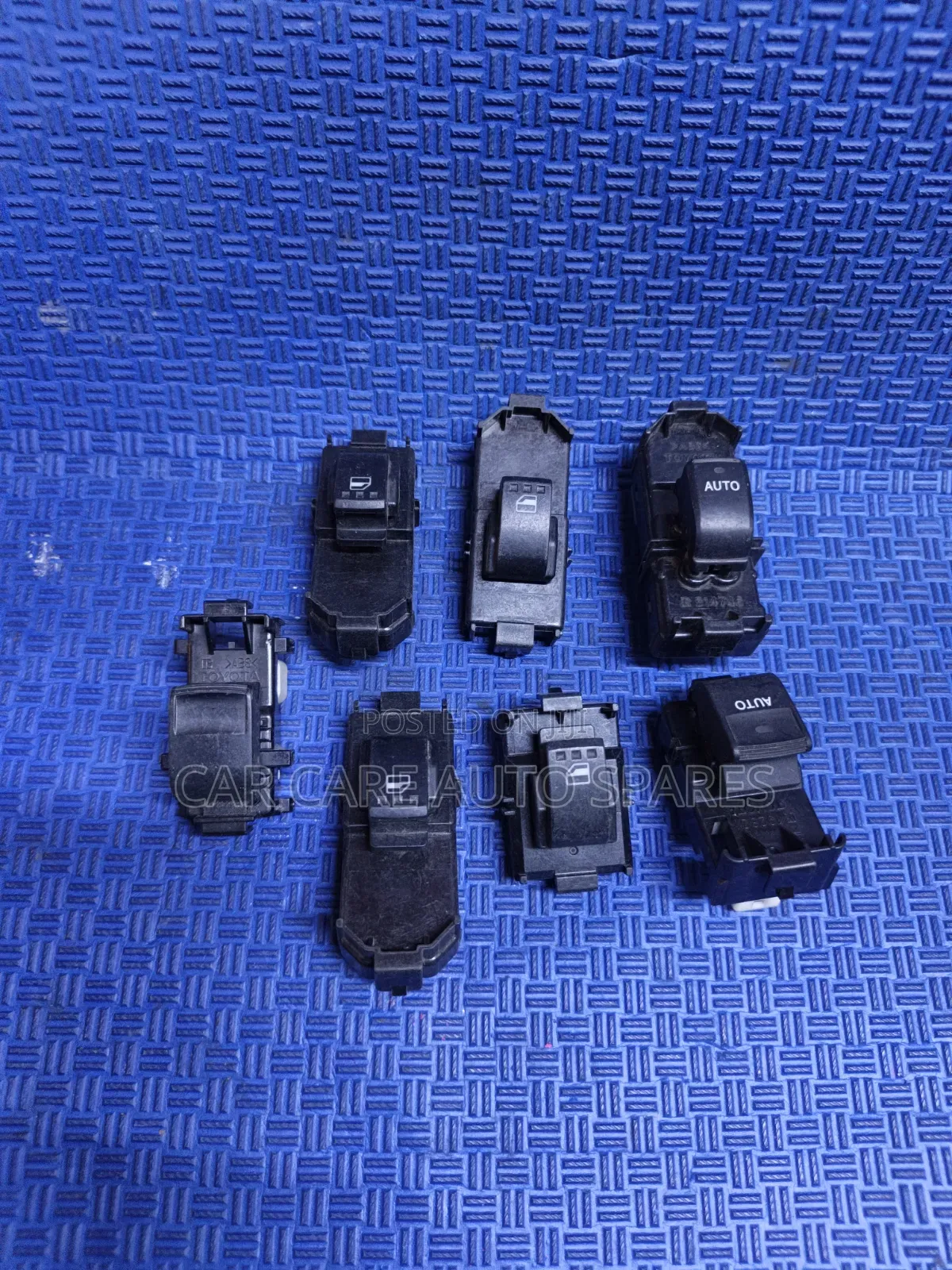 Single Switch Toyota Vitz/Fielders