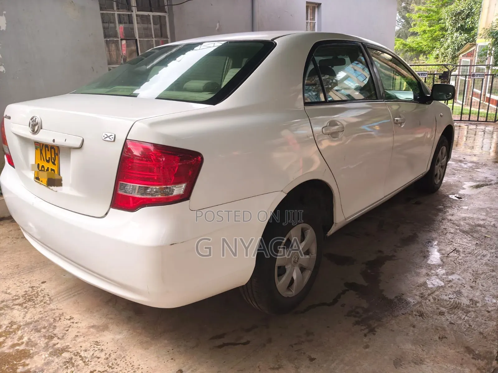 Toyota Axio 2011 White