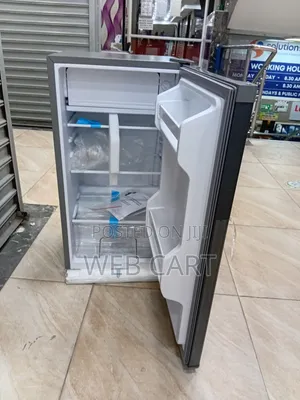 Syinix 90L Mini Refrigerator