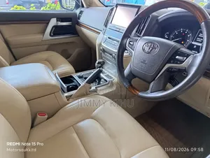 Toyota Land Cruiser 2015 Pearl