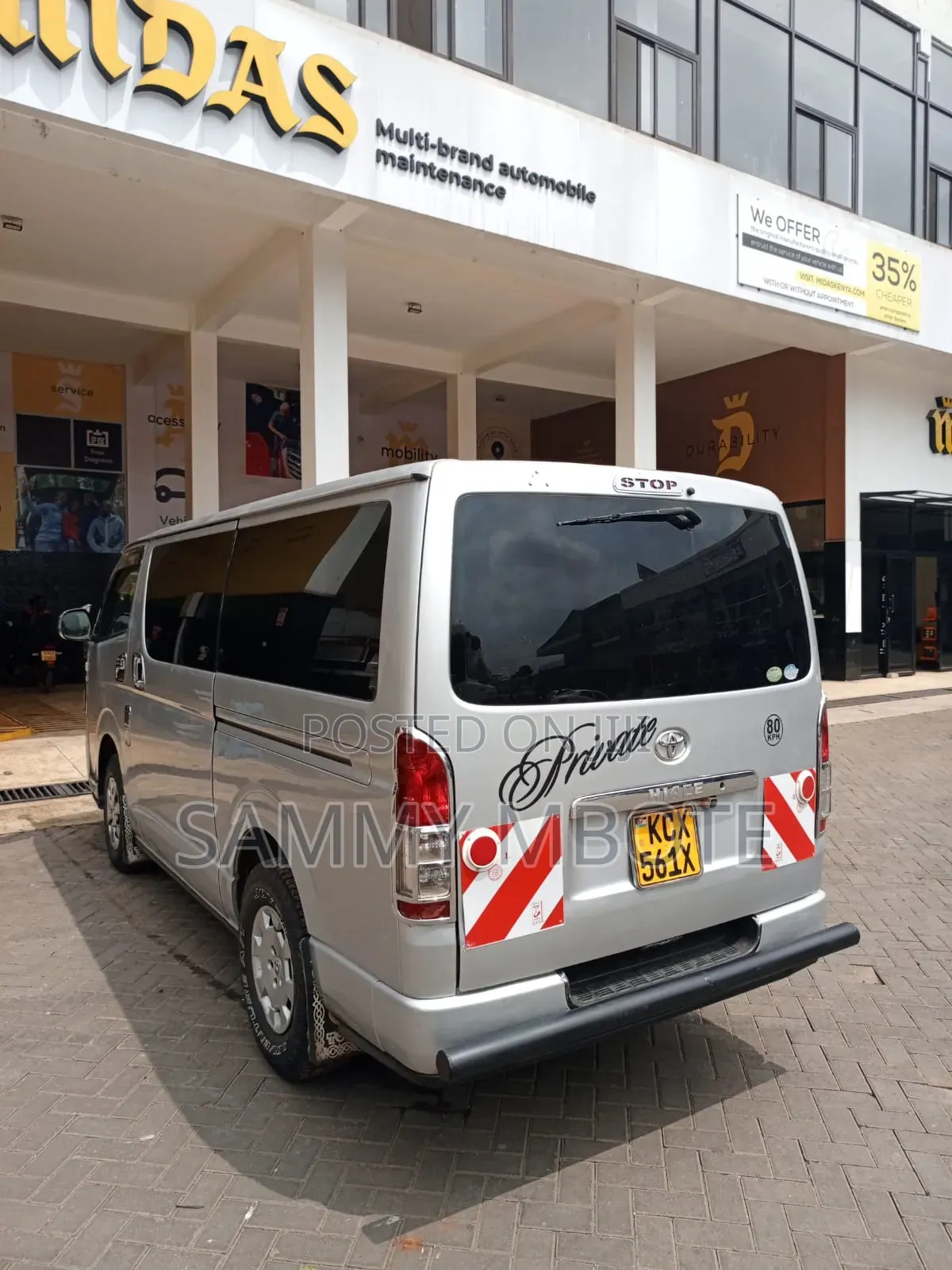 Toyota HiAce 2014 Silver