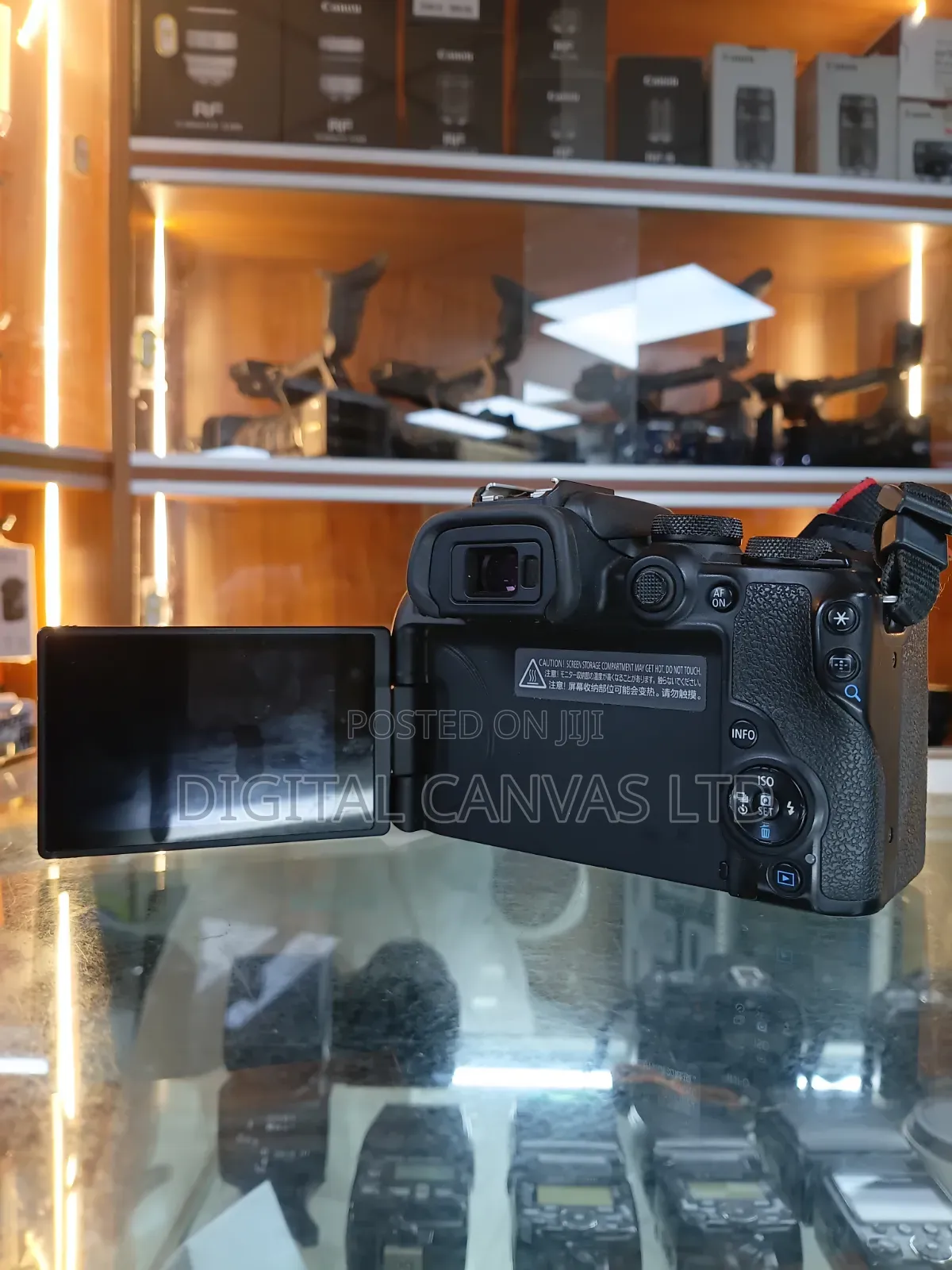 Canon Eos R10 With 18-45mm Lens