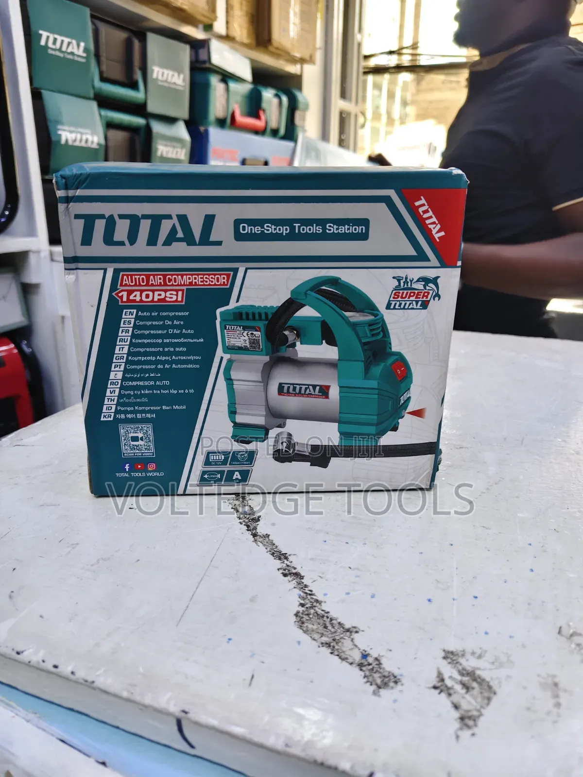 Total 12V Portable Auto Air Compressor (140 PSI) – Brand New
