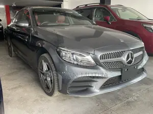 Mercedes-Benz C200 2020 Gray