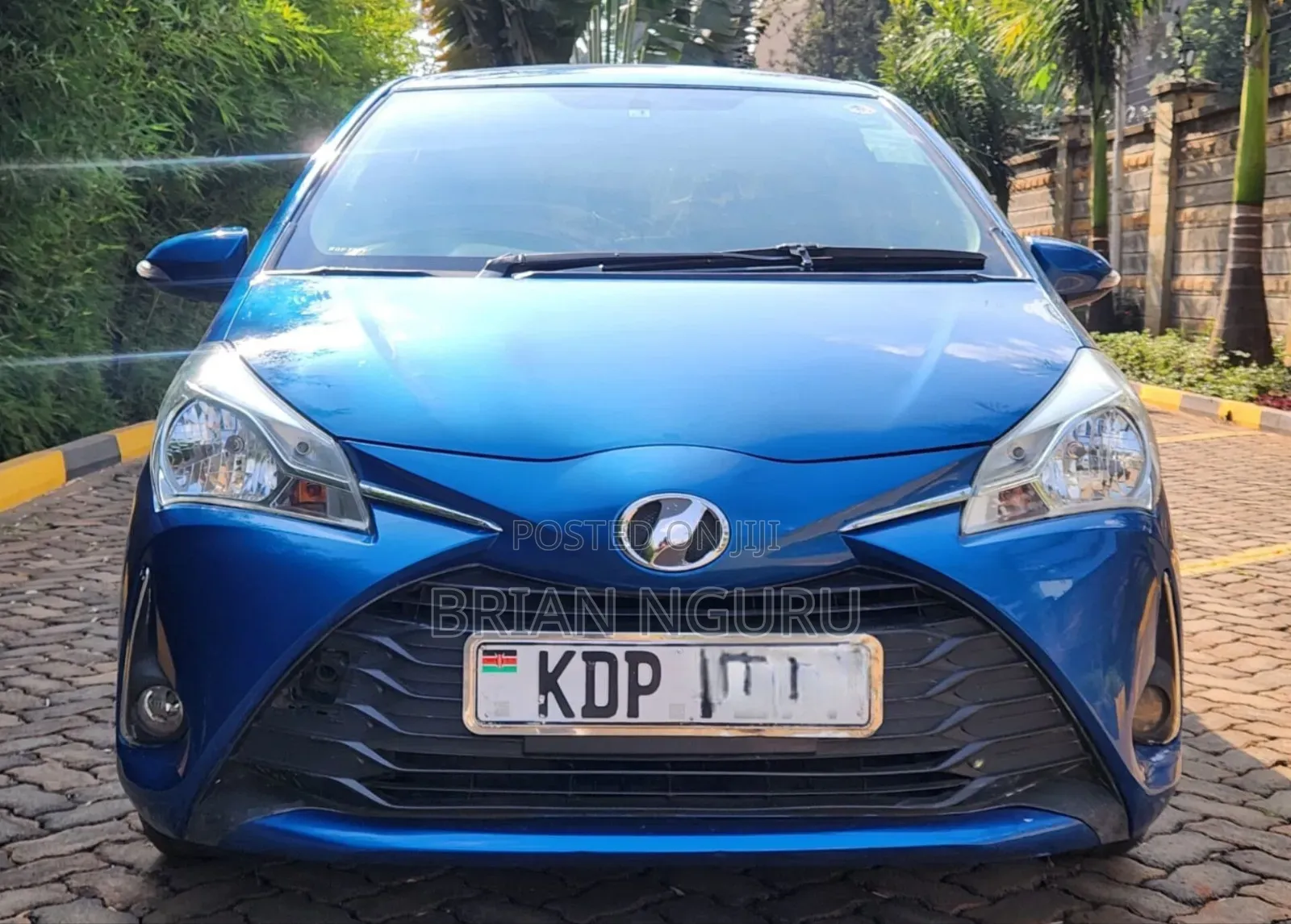Toyota Vitz 2017 Blue