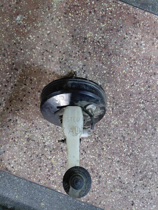 Sienta Old Model Brake Booster and Master Cylinder
